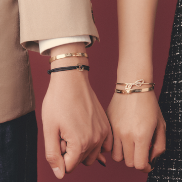 Vòng tay Love edition Come & Closer